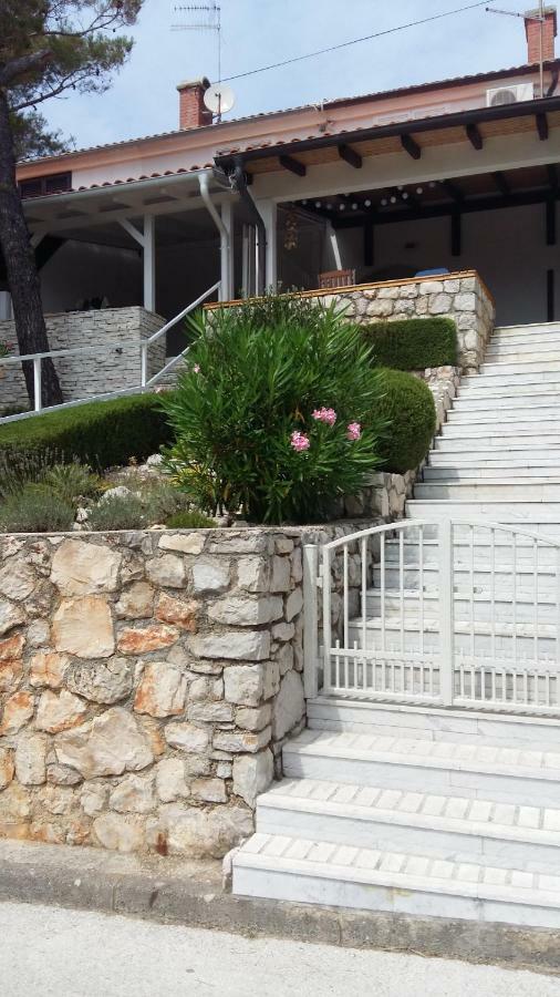 Martinšćica Apartment Behin מראה חיצוני תמונה